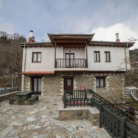 Ξενώνας Πατρικό Neraïdochóri Exteriör bild
