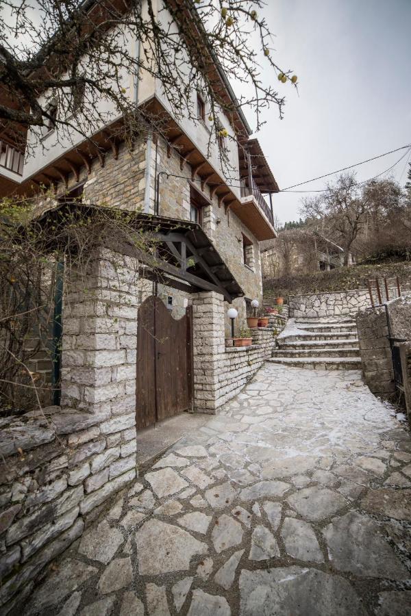 Ξενώνας Πατρικό Neraïdochóri Exteriör bild